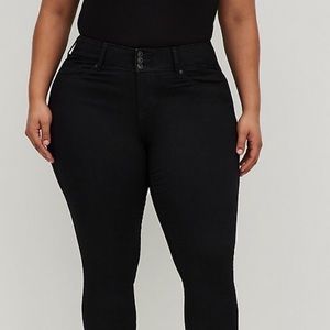 JEGGING SKINNY SUPER SOFT HIGH-RISE JEAN